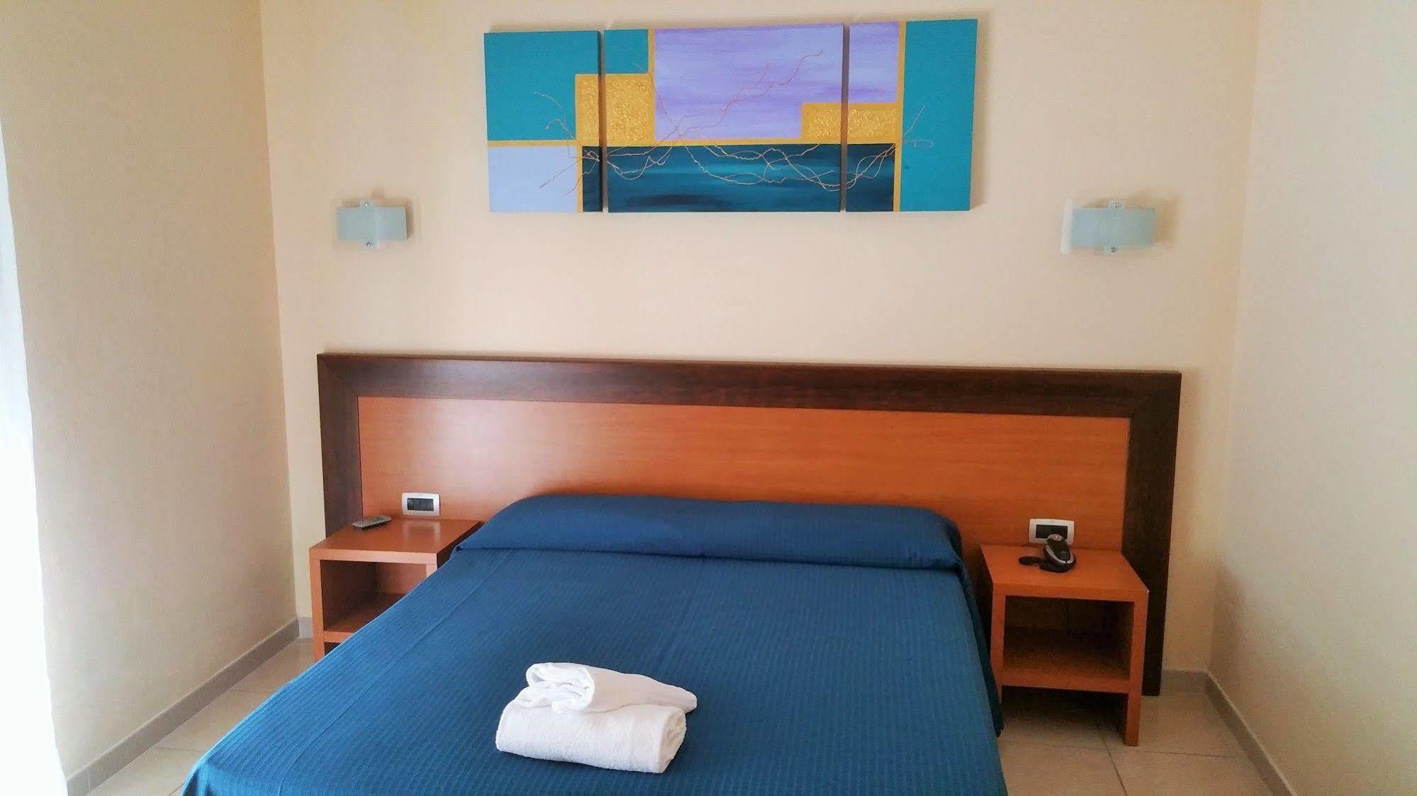 Hotel Club Koine Otranto Kültér fotó