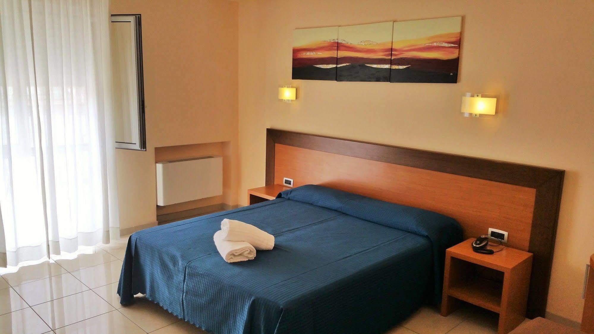 Hotel Club Koine Otranto Kültér fotó